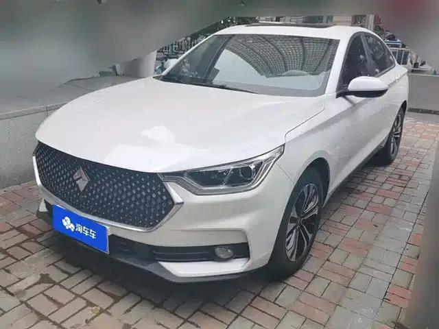 Baojun RC-6 2019 1.5T CVT 24-Hour Online Premium Edition
