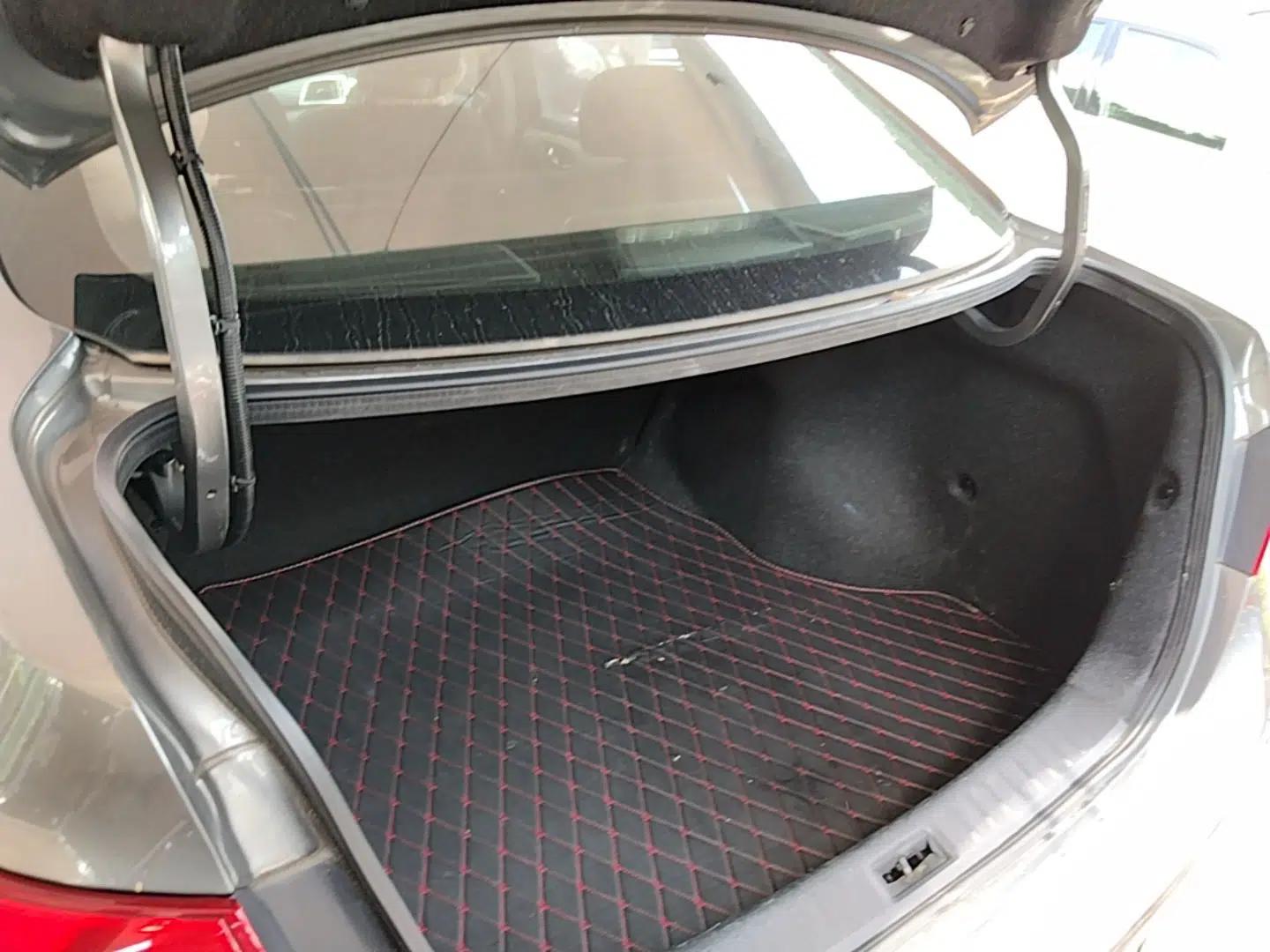 Nissan Sylphy 2022 Classic 1.6XE CVT Comfort Edition — миниатюра 27