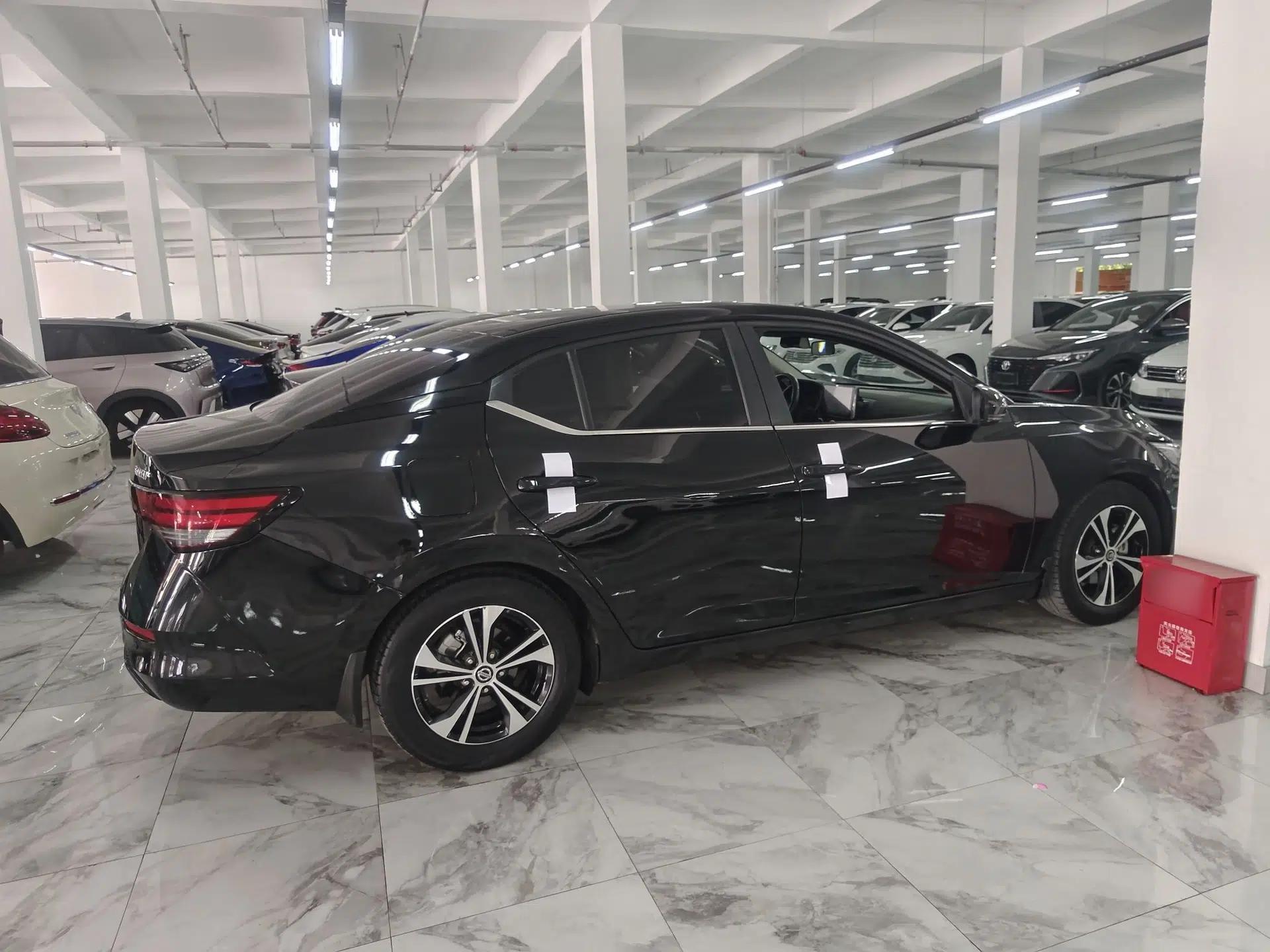 Nissan Sylphy 2021 1.6L XL CVT Enjoyment Edition — миниатюра 4