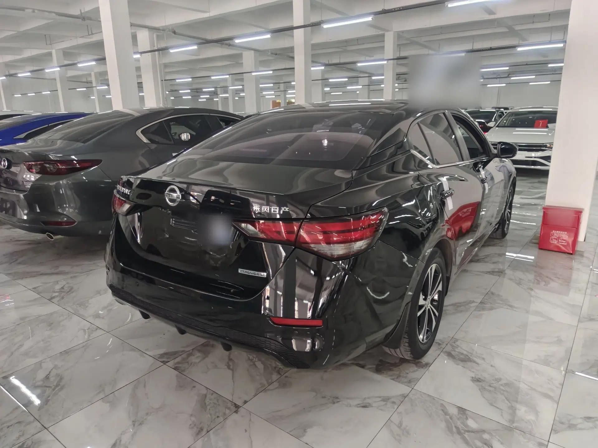 Nissan Sylphy 2021 1.6L XL CVT Enjoyment Edition — миниатюра 5