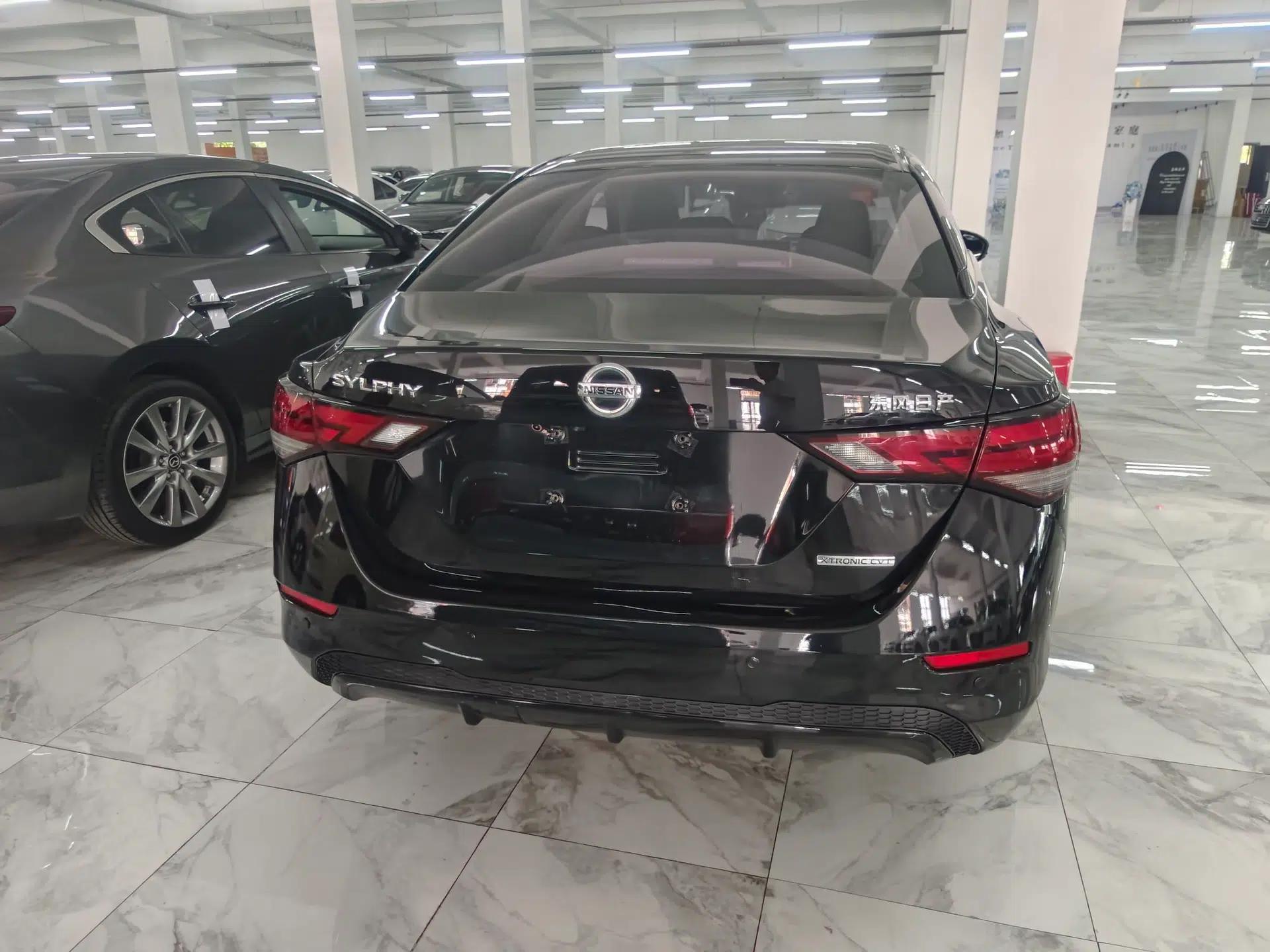 Nissan Sylphy 2021 1.6L XL CVT Enjoyment Edition — миниатюра 6