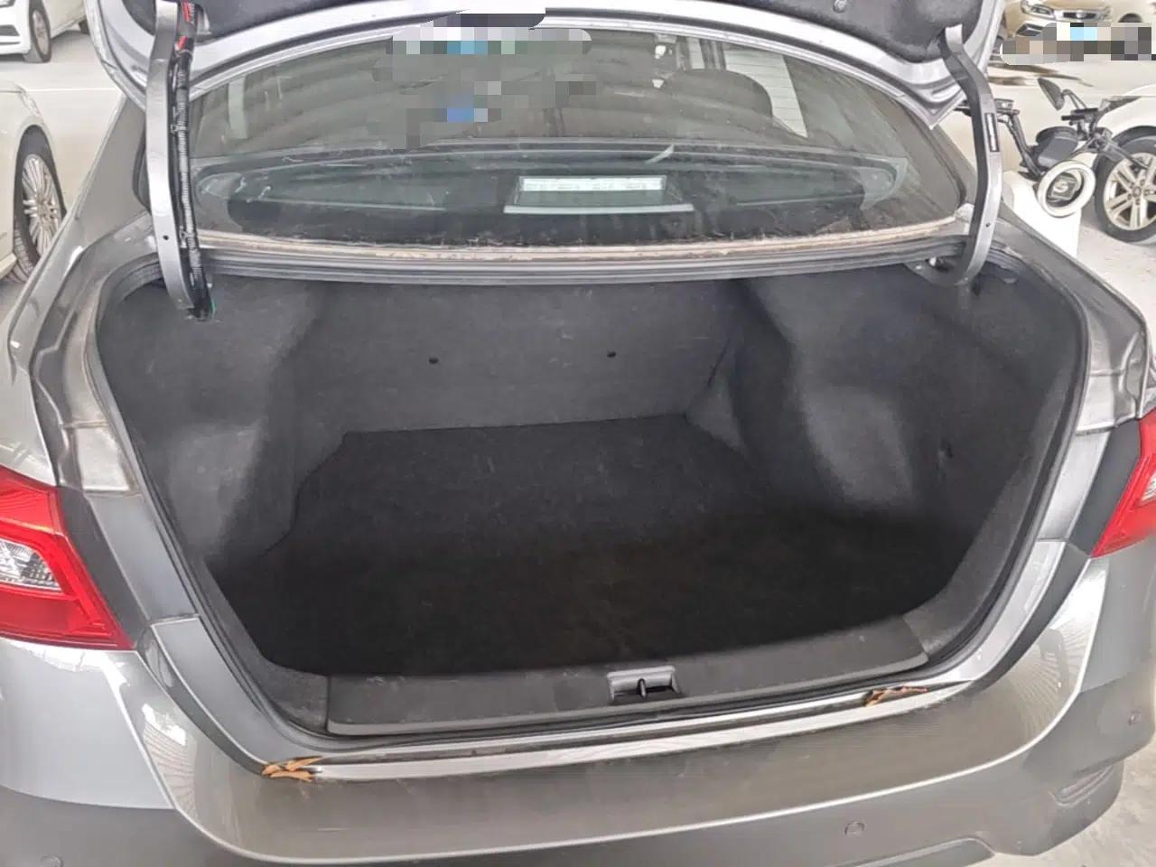 Nissan Sylphy 2022 Classic 1.6XE CVT Comfort Edition — миниатюра 22