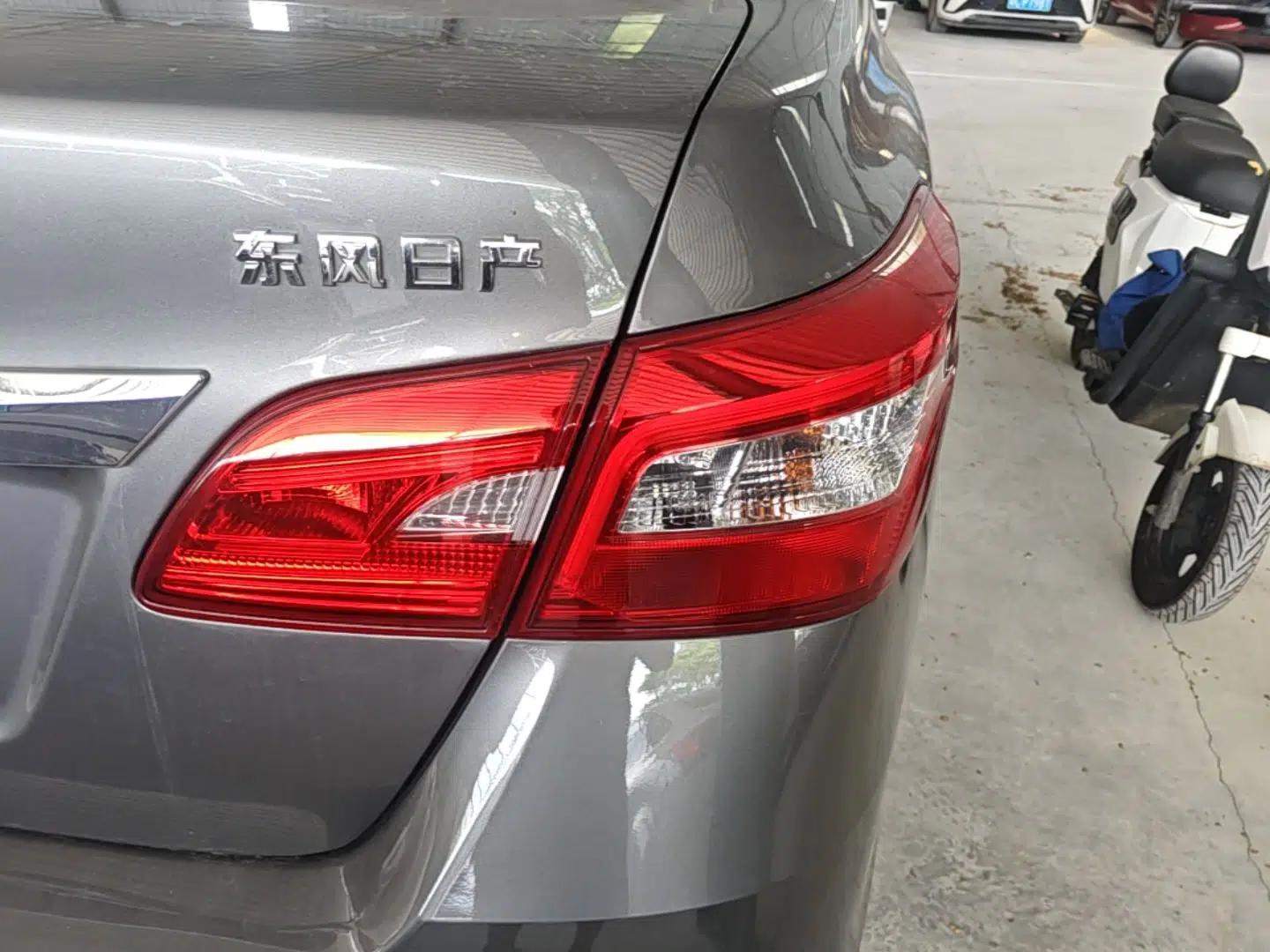 Nissan Sylphy 2022 Classic 1.6XE CVT Comfort Edition — миниатюра 9