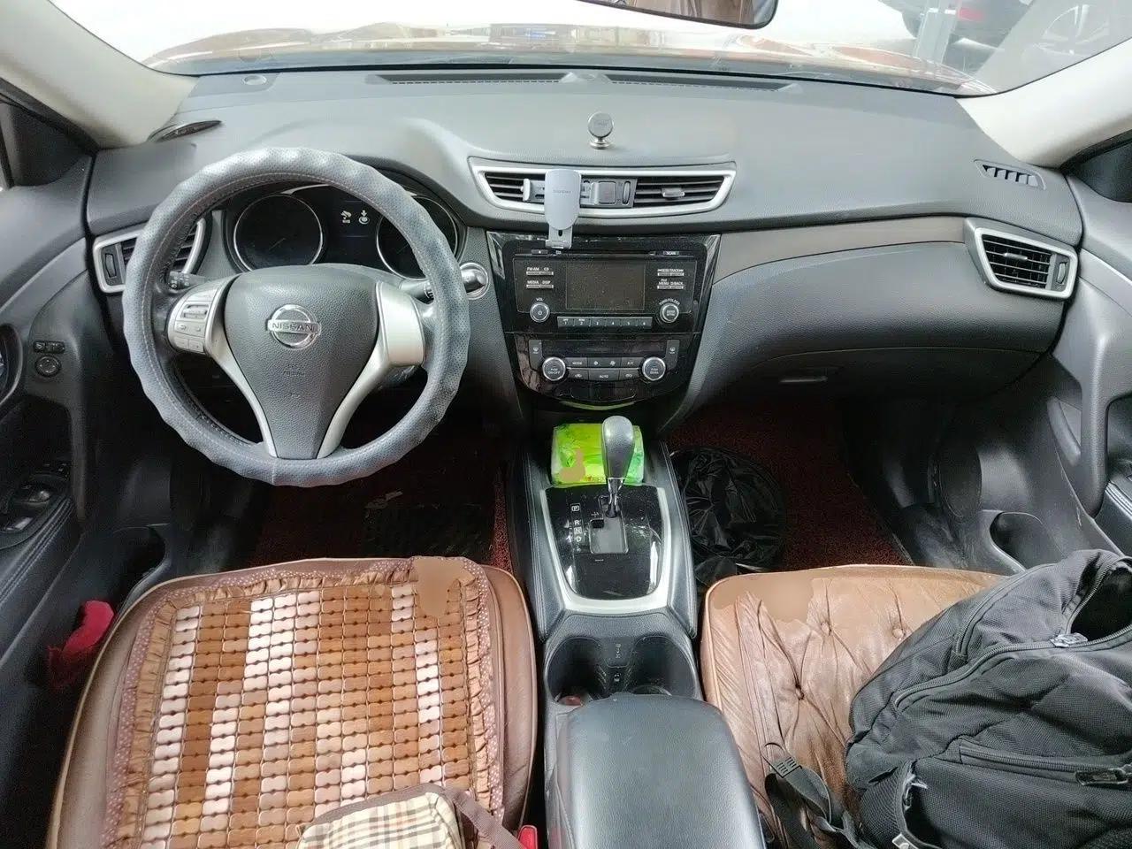 Nissan X-Trail 2014 2.0L CVT Comfort Edition 2WD — миниатюра 9