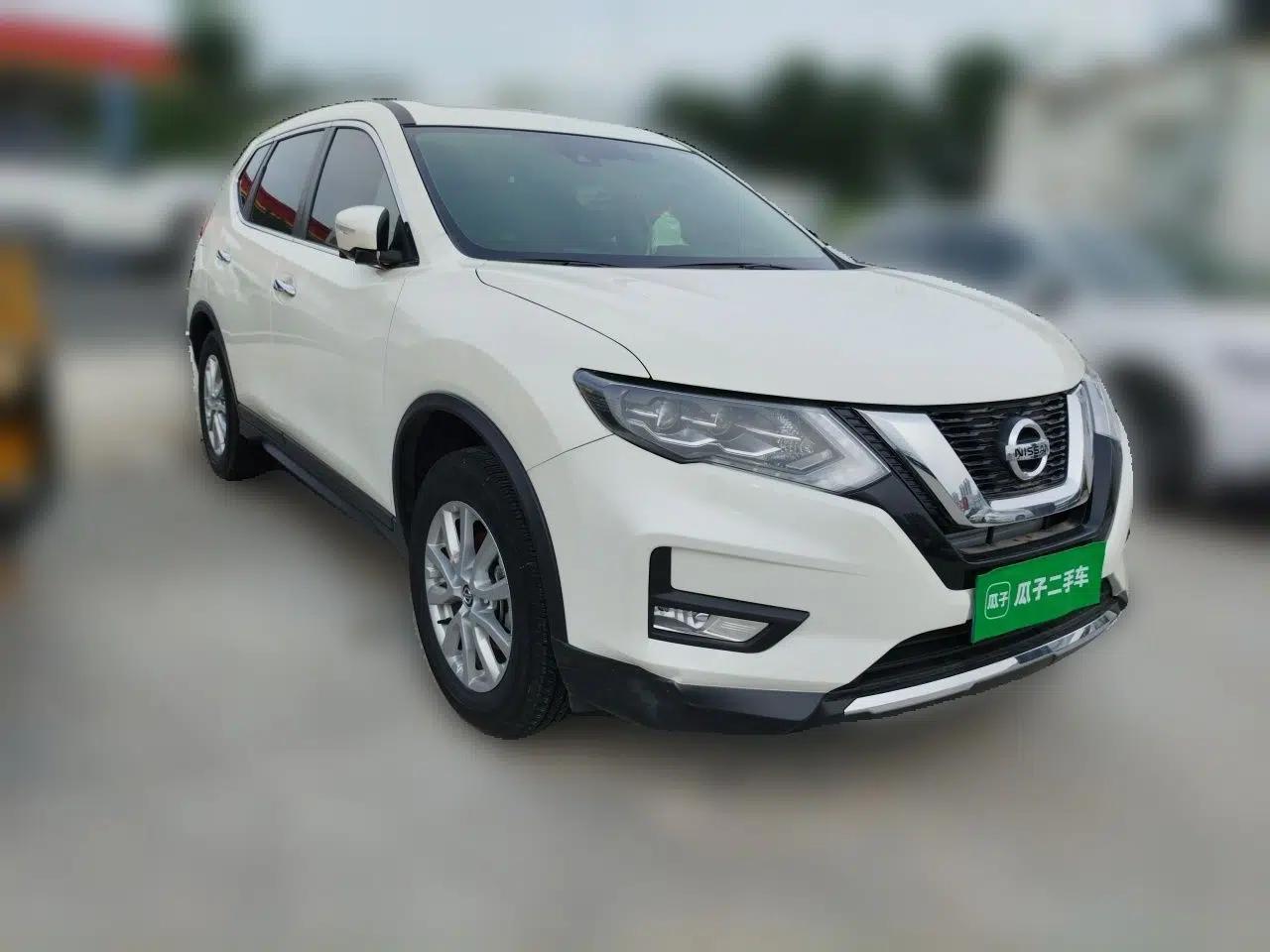 Nissan X-Trail 2022 2.0L Two-Wheel Drive Smart Connect Premium Edition — миниатюра 3