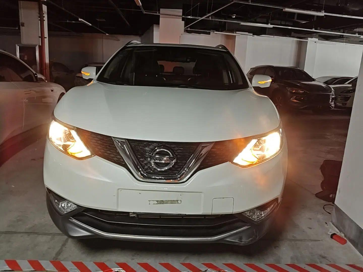 Nissan Qashqai 2017 2.0L CVT Smart Enjoyment Version China V Standard — миниатюра 2