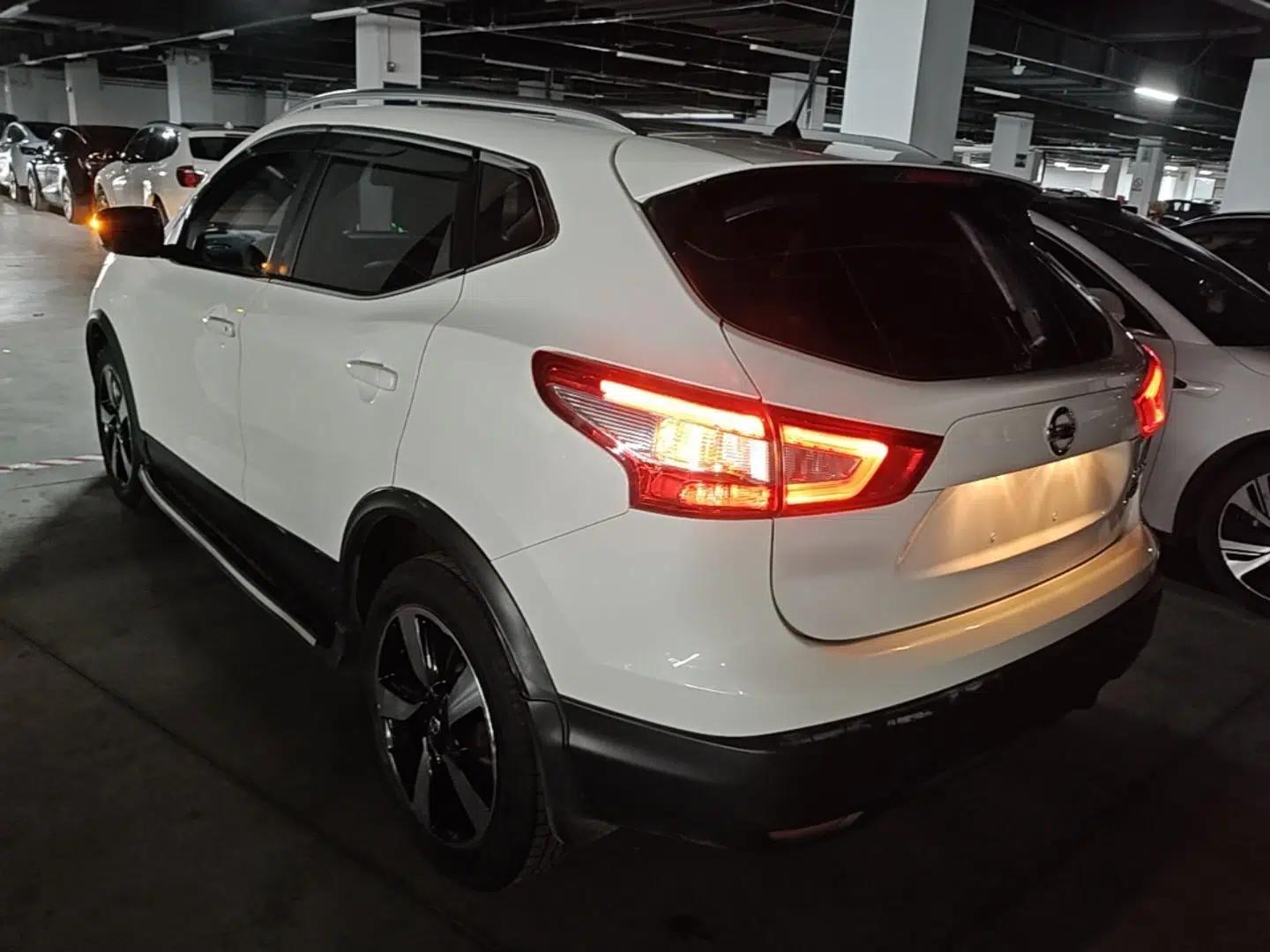 Nissan Qashqai 2017 2.0L CVT Smart Enjoyment Version China V Standard — миниатюра 4