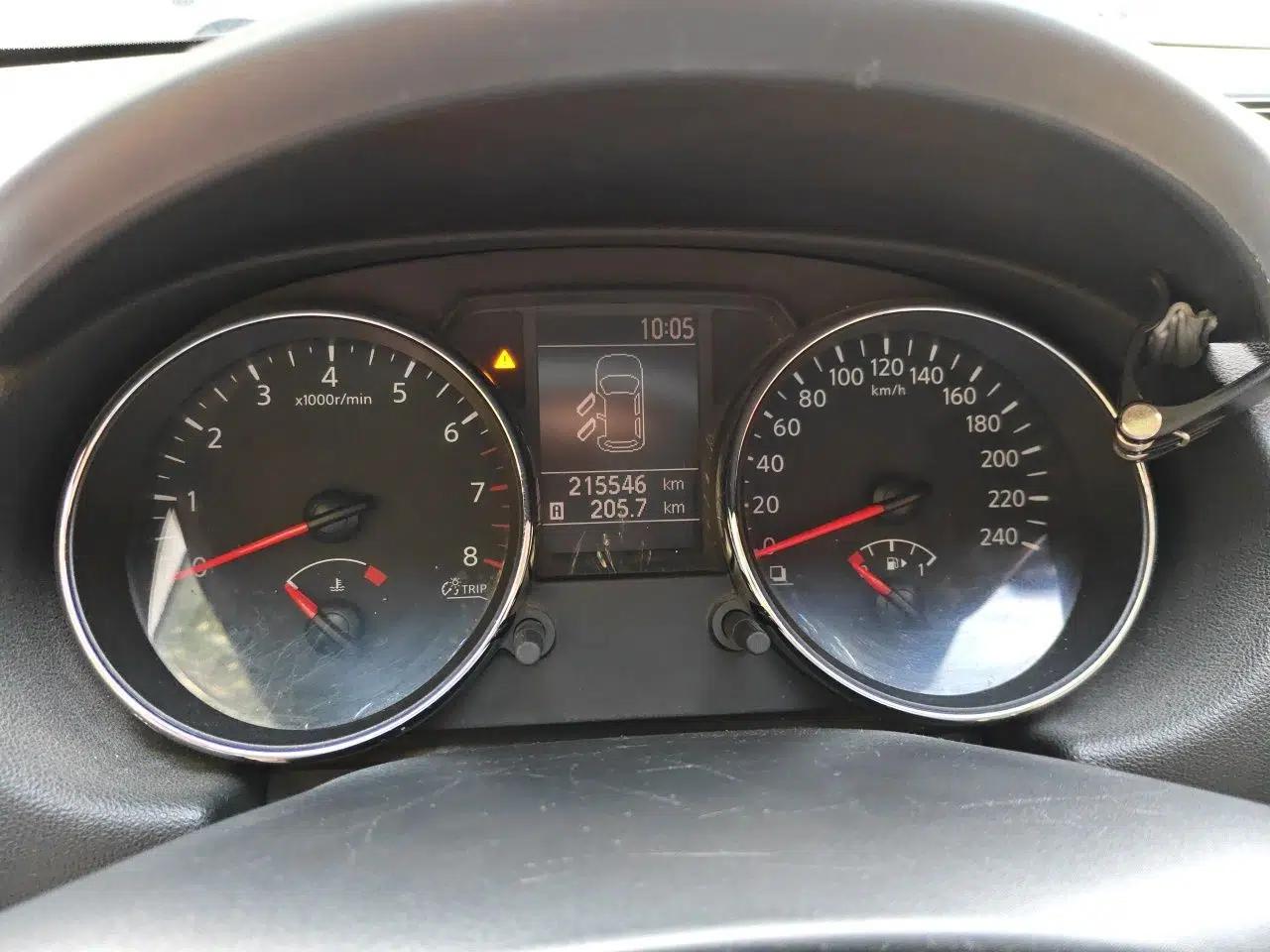 Nissan Qashqai 2011 2.0 XL Fire CVT 2WD — миниатюра 11