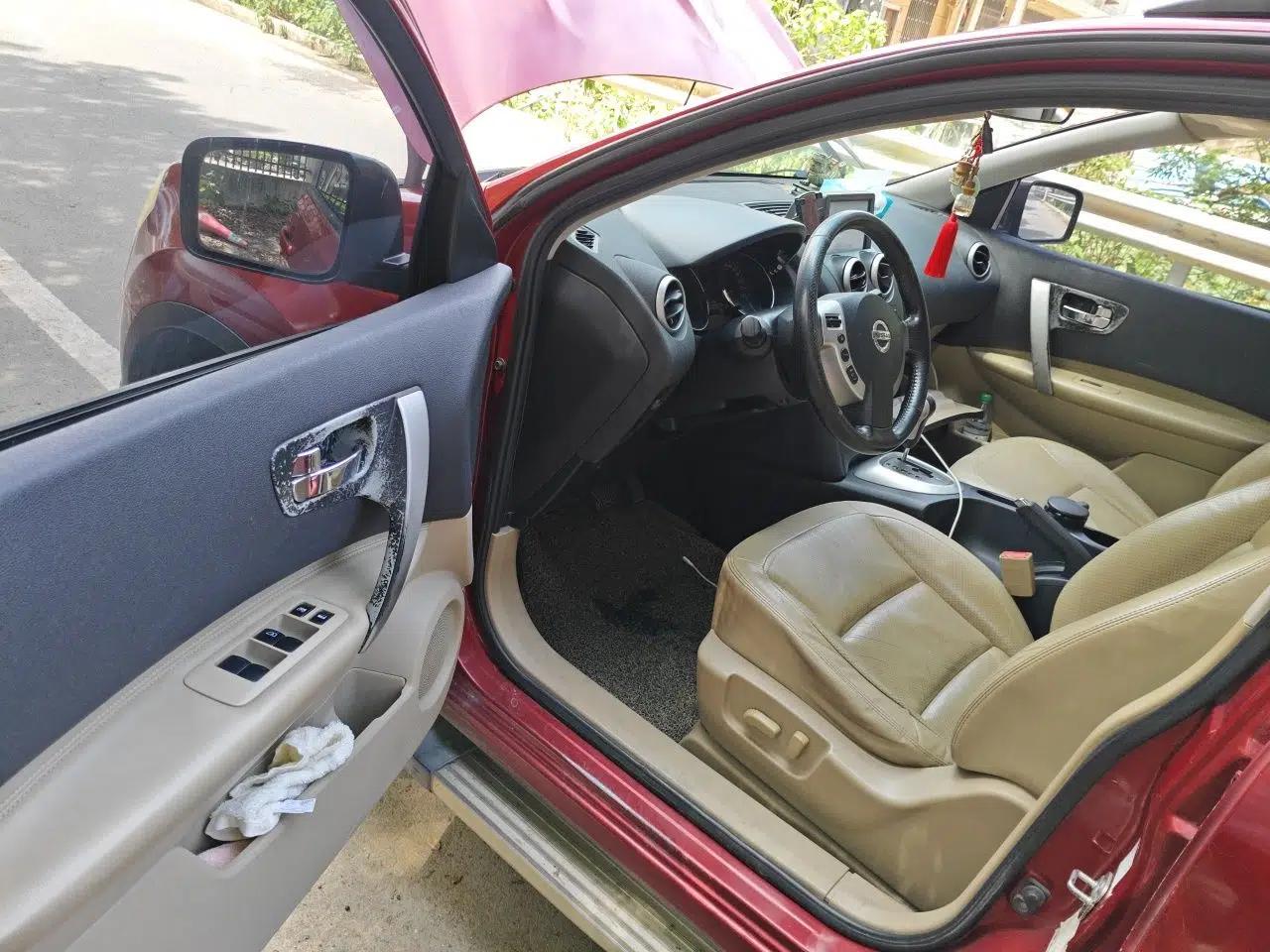 Nissan Qashqai 2011 2.0 XL Fire CVT 2WD — миниатюра 16