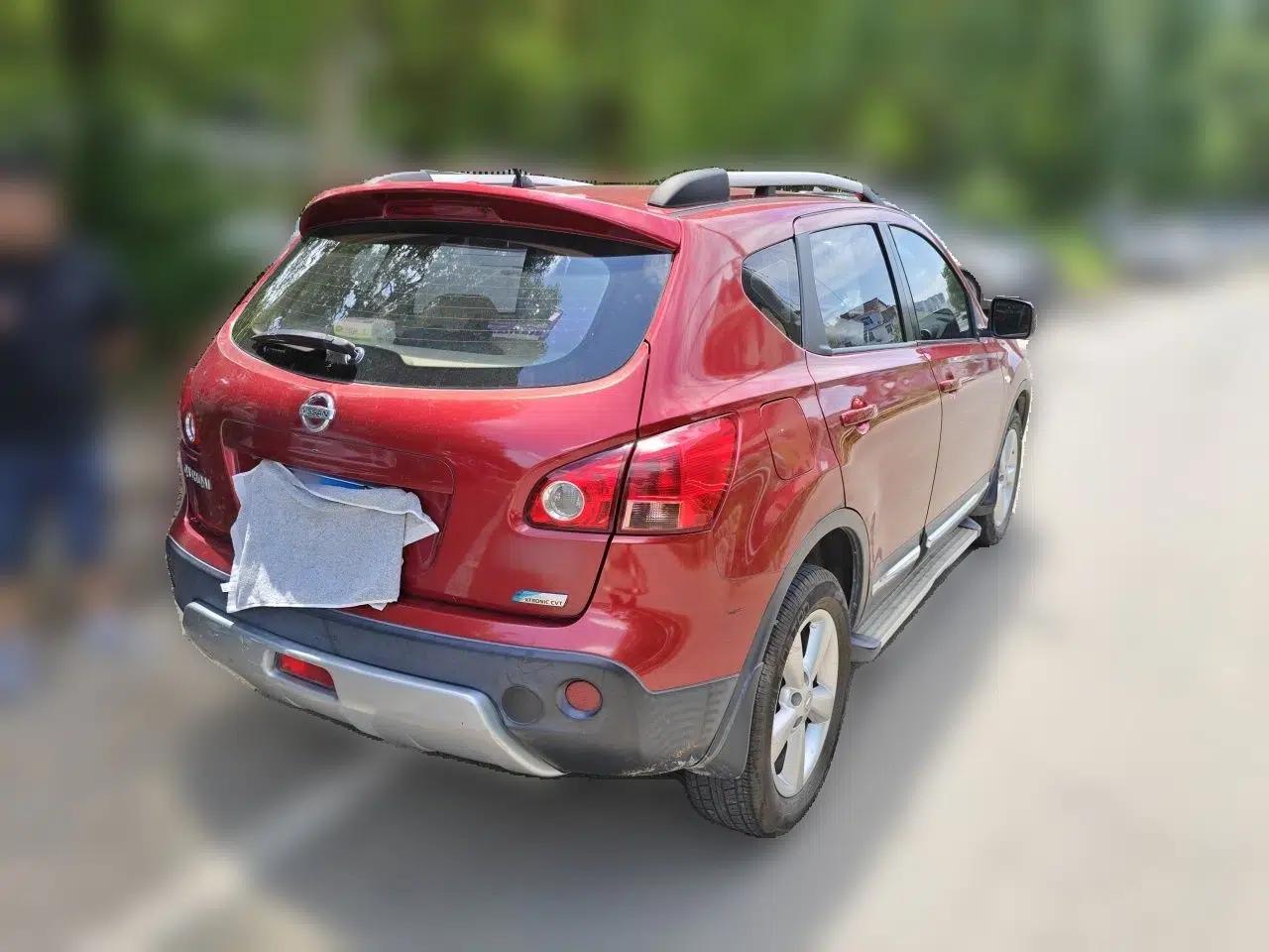 Nissan Qashqai 2011 2.0 XL Fire CVT 2WD — миниатюра 6