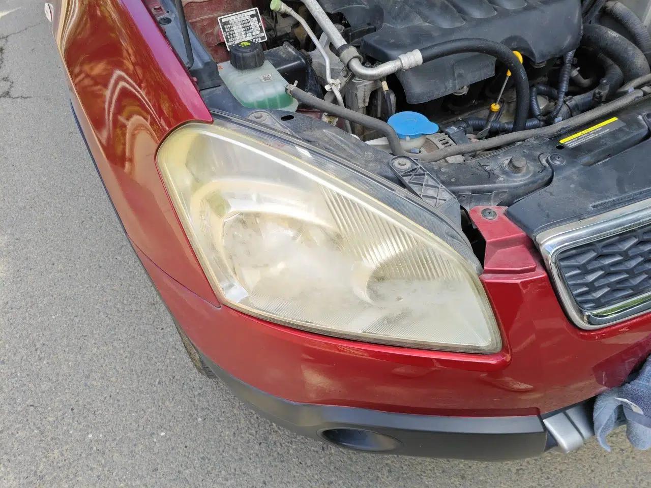 Nissan Qashqai 2011 2.0 XL Fire CVT 2WD — миниатюра 7