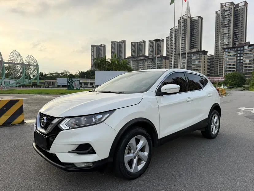 Nissan Qashqai 2022 2.0L CVT XV Smart Enjoyment Version — миниатюра 1