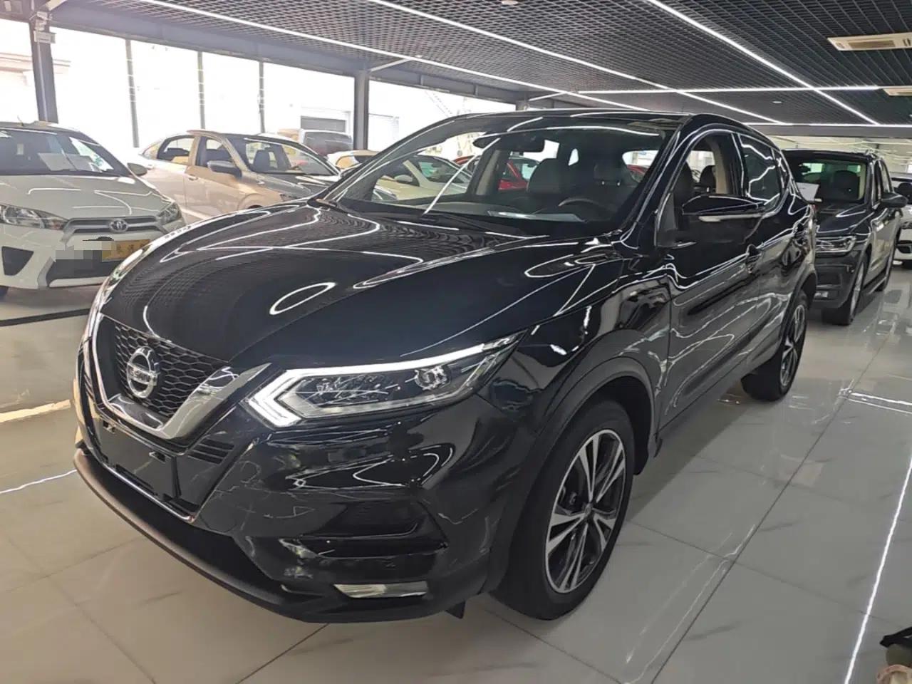 Nissan Qashqai 2019 2.0L CVT Luxury Edition — миниатюра 1