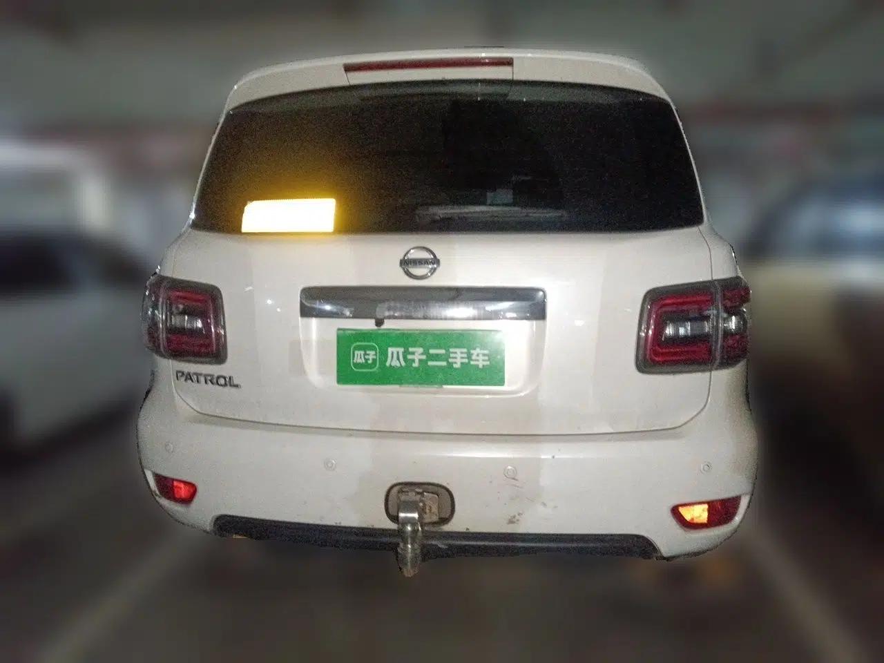 Nissan Patrol Patrol Automatic 4.0 Gasoline 7-Seater — миниатюра 5