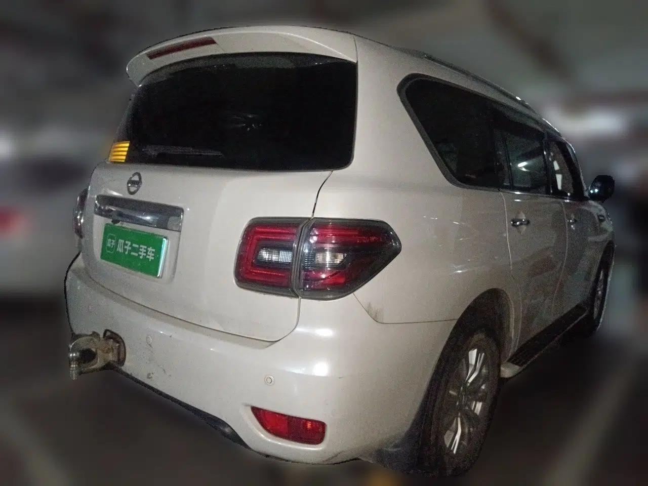 Nissan Patrol Patrol Automatic 4.0 Gasoline 7-Seater — миниатюра 6