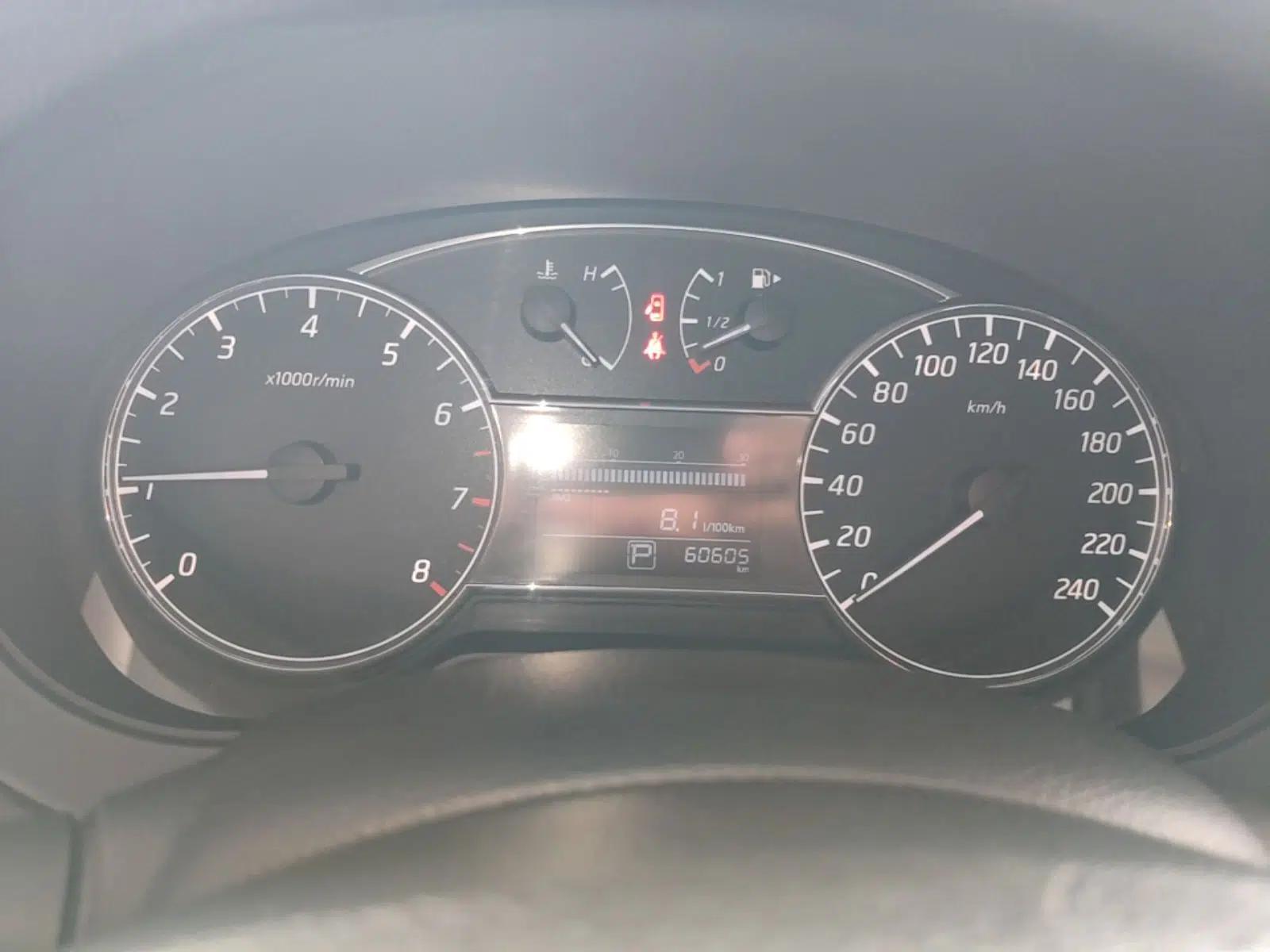 Nissan Tiida 2021 1.6L CVT Cool Edition — миниатюра 14