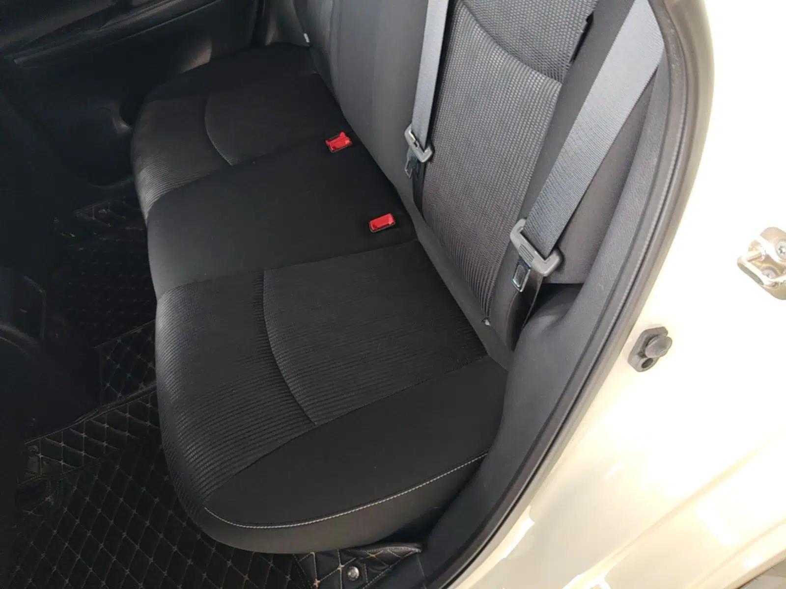 Nissan Tiida 2021 1.6L CVT Cool Edition — миниатюра 20