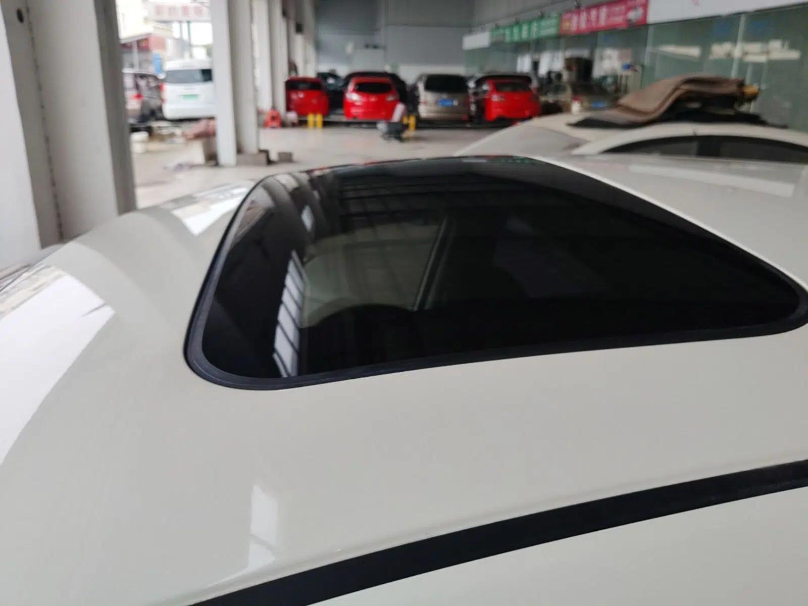 Nissan Tiida 2021 1.6L CVT Cool Edition — миниатюра 7