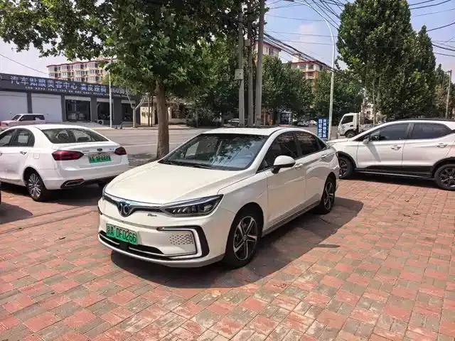 Beijing EU5 2018 R500 Smart Wind Edition