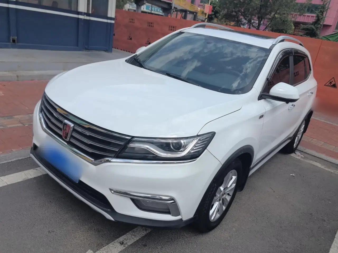 Roewe RX5 2018 20T Two-Wheel Drive Automatic Flagship Edition — миниатюра 1