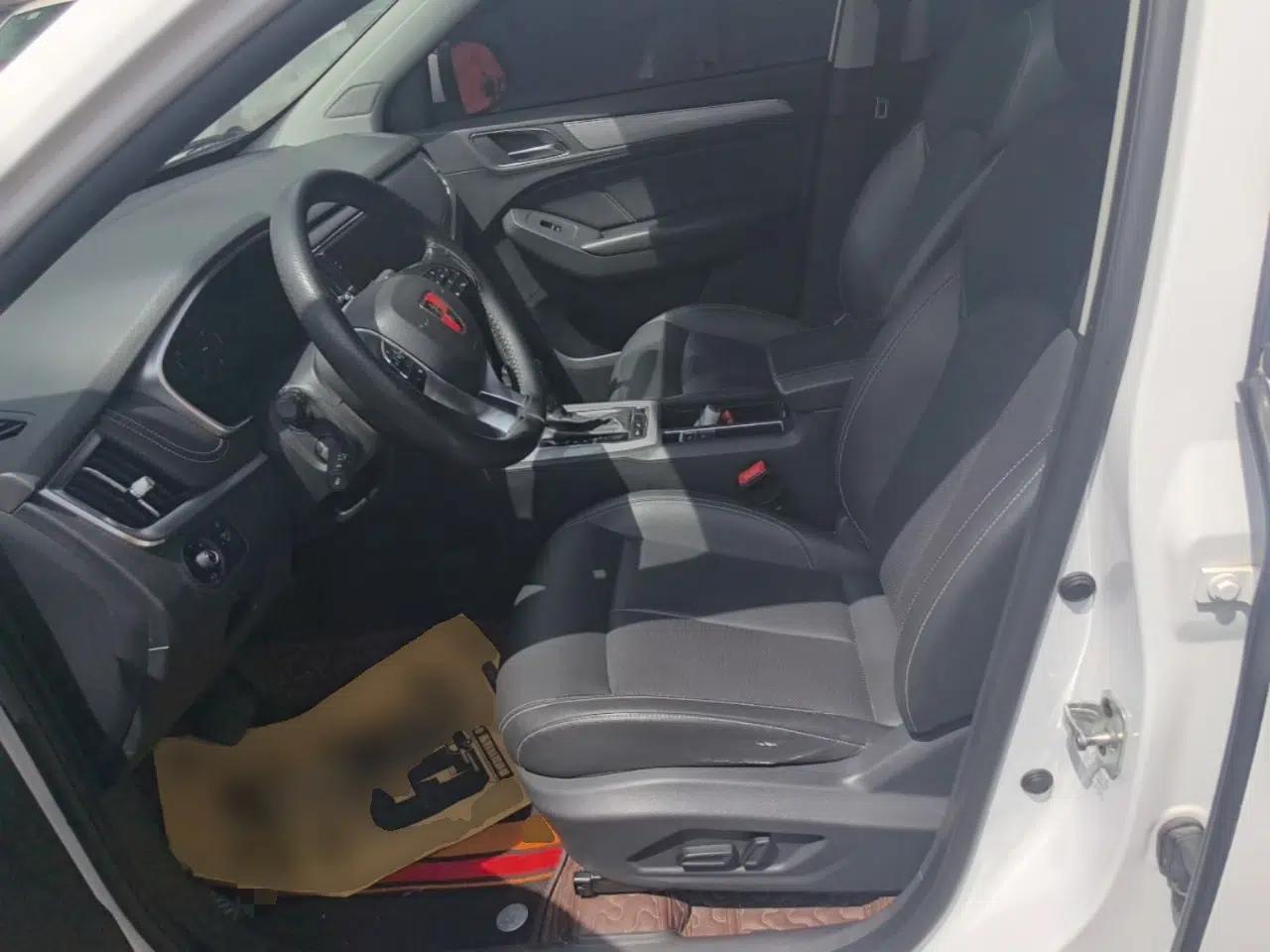 Roewe RX5 2018 20T Two-Wheel Drive Automatic Flagship Edition — миниатюра 17