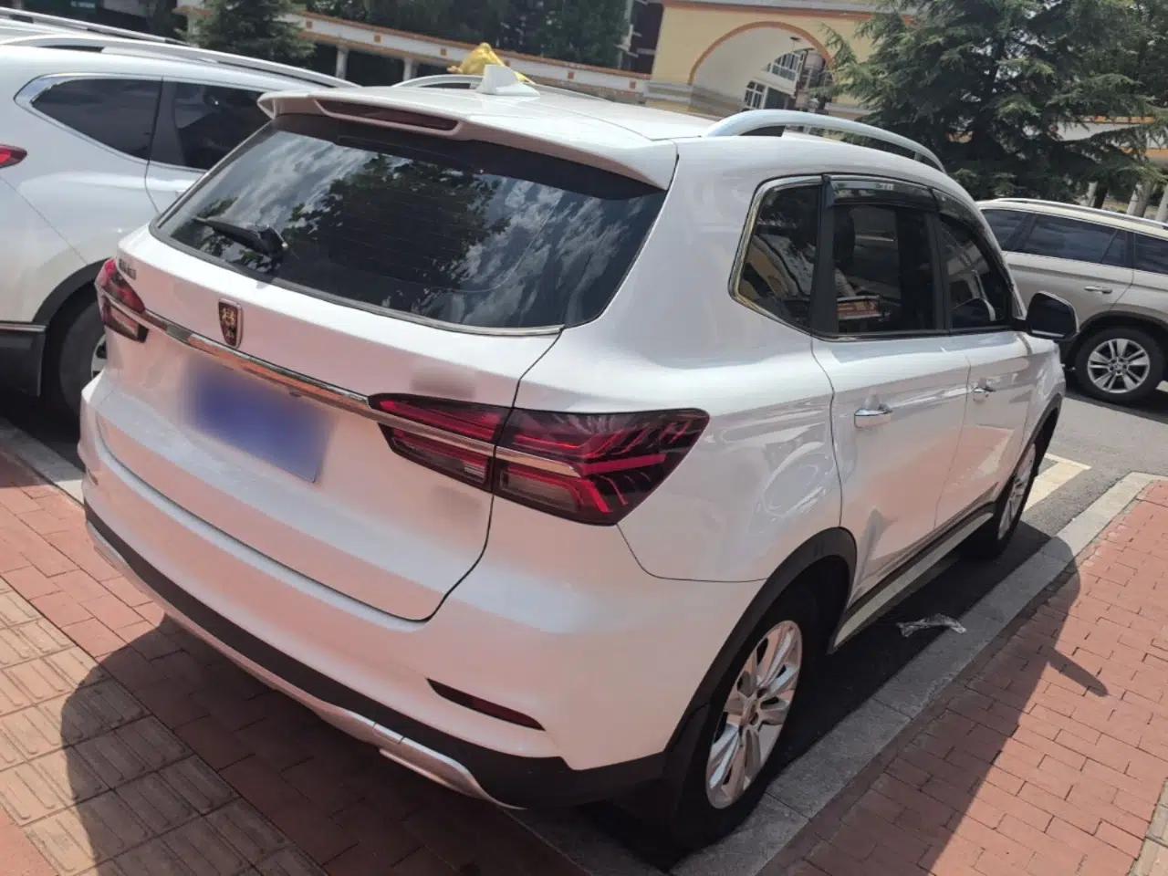 Roewe RX5 2018 20T Two-Wheel Drive Automatic Flagship Edition — миниатюра 6
