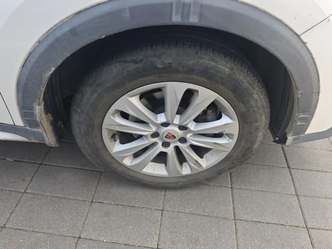 Roewe RX5 2018 20T Two-Wheel Drive Manual Flagship Edition — миниатюра 8