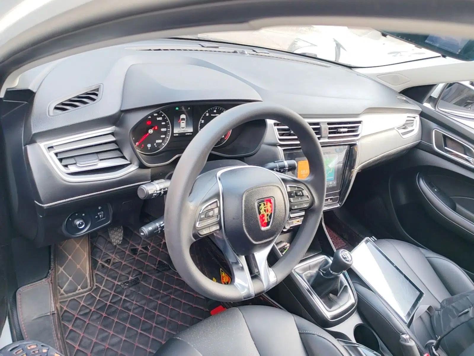Roewe i5 2020 1.5L Manual 4G Connect Leehao Flagship Edition — миниатюра 18