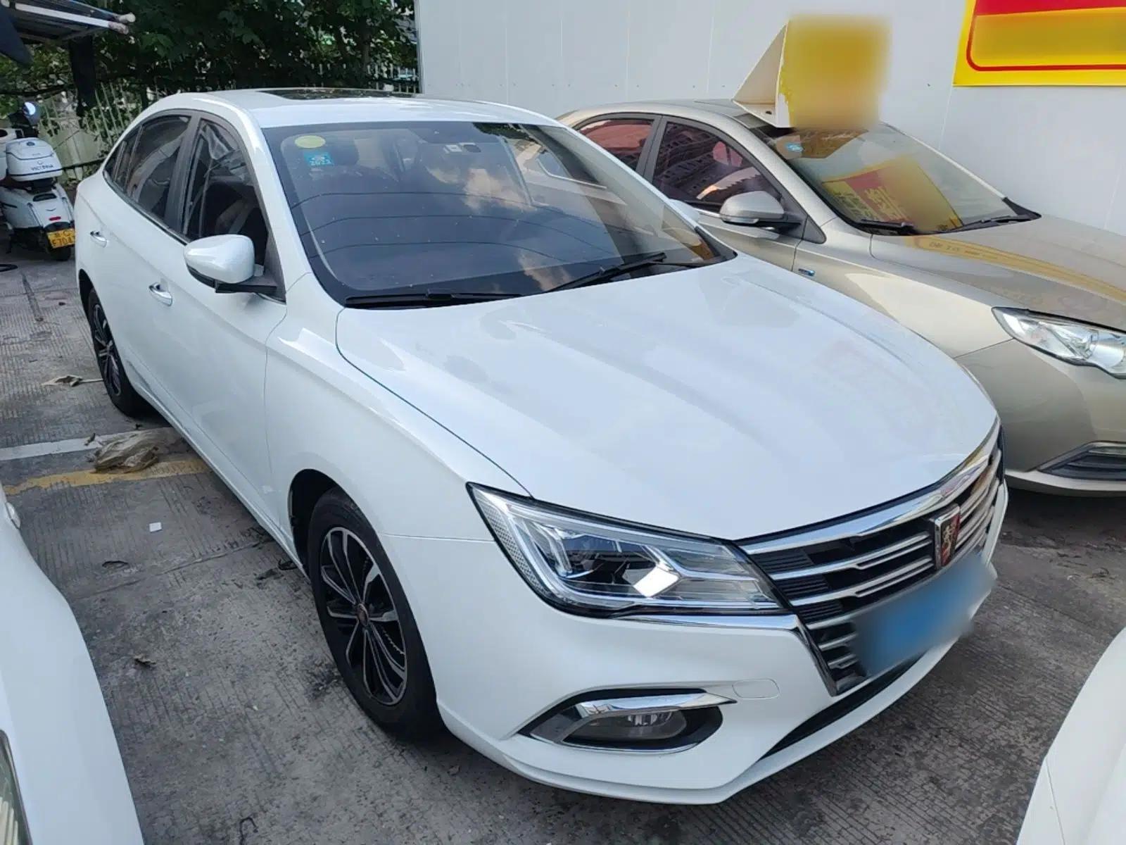 Roewe i5 2020 1.5L Manual 4G Connect Leehao Flagship Edition — миниатюра 3