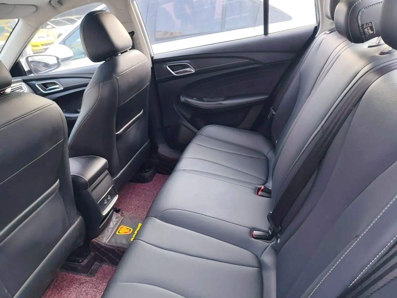 Roewe i5 2020 1.5L Manual 4G Connect Leehao Flagship Edition — миниатюра 26