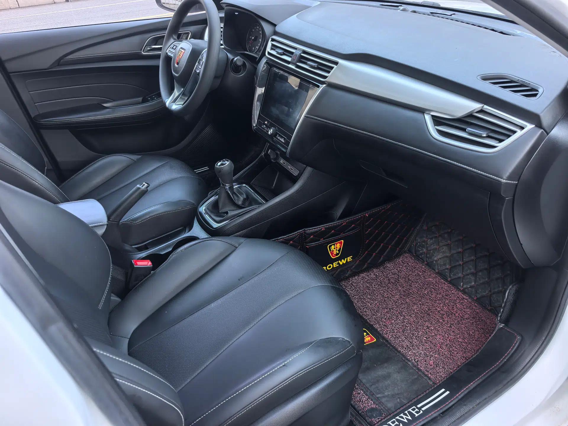 Roewe i5 2020 1.5L Manual 4G Connect Leehao Flagship Edition — миниатюра 31
