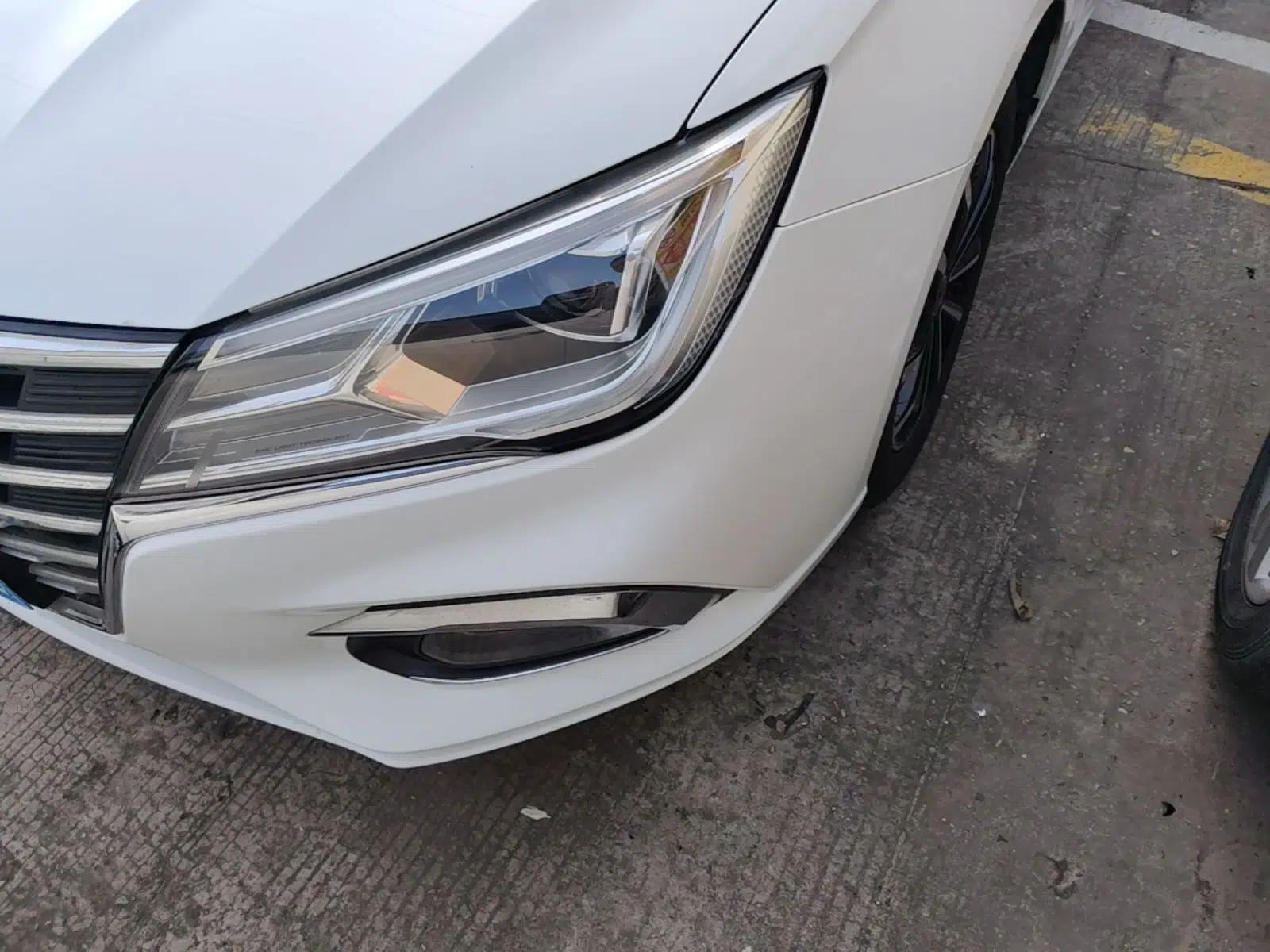 Roewe i5 2020 1.5L Manual 4G Connect Leehao Flagship Edition — миниатюра 8