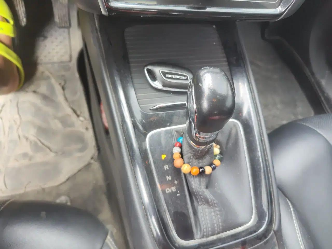 Roewe i5 2020 1.5L Automatic 4G Connect Luxury Flagship Edition — миниатюра 14