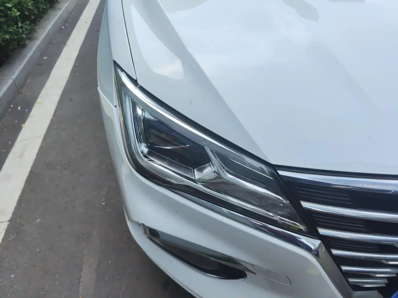 Roewe i5 2020 1.5L Automatic 4G Connect Luxury Flagship Edition — миниатюра 7