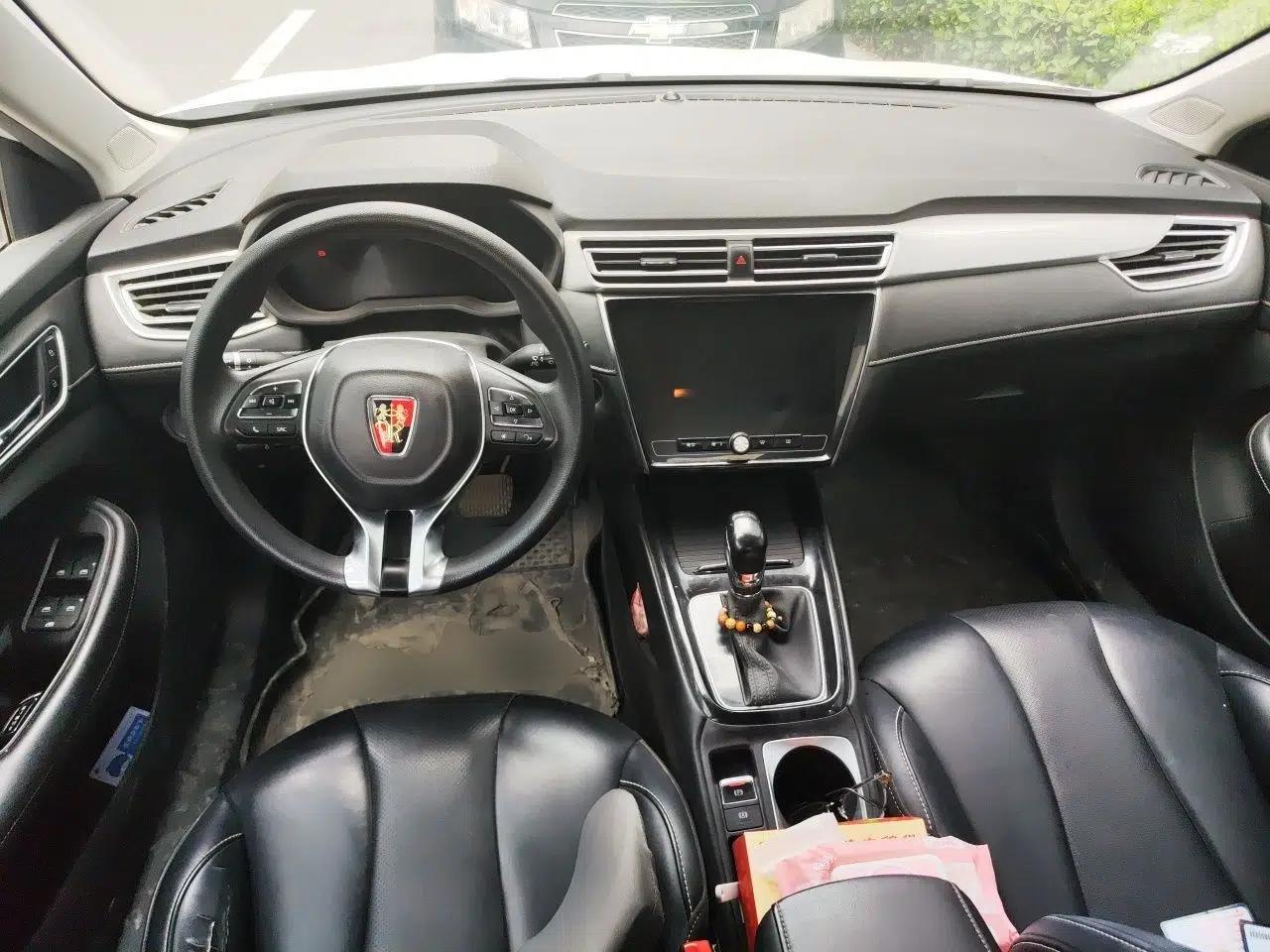 Roewe i5 2020 1.5L Automatic 4G Connect Luxury Flagship Edition — миниатюра 9