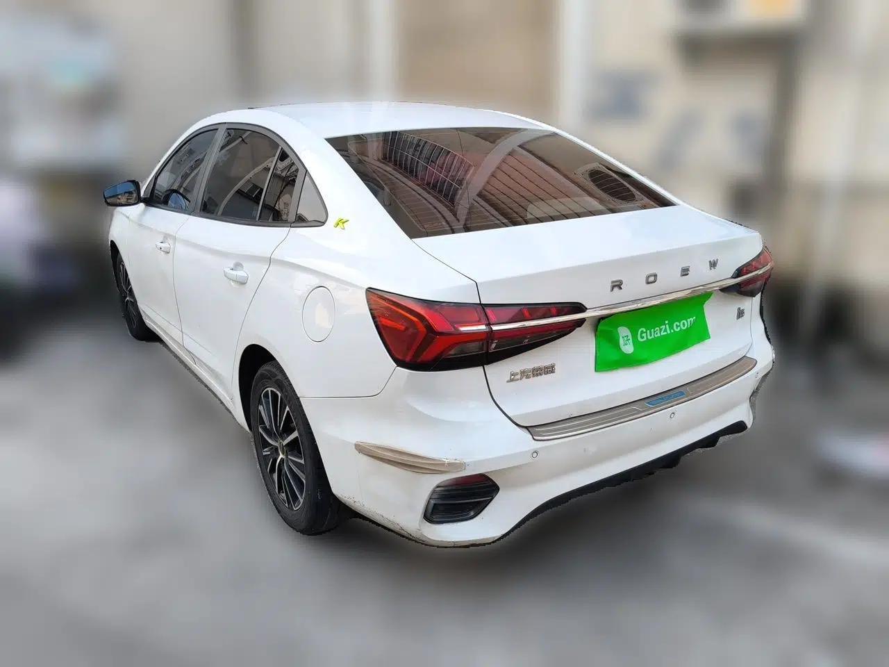 Roewe i5 2021 1.5L CVT Platinum Edition — миниатюра 4