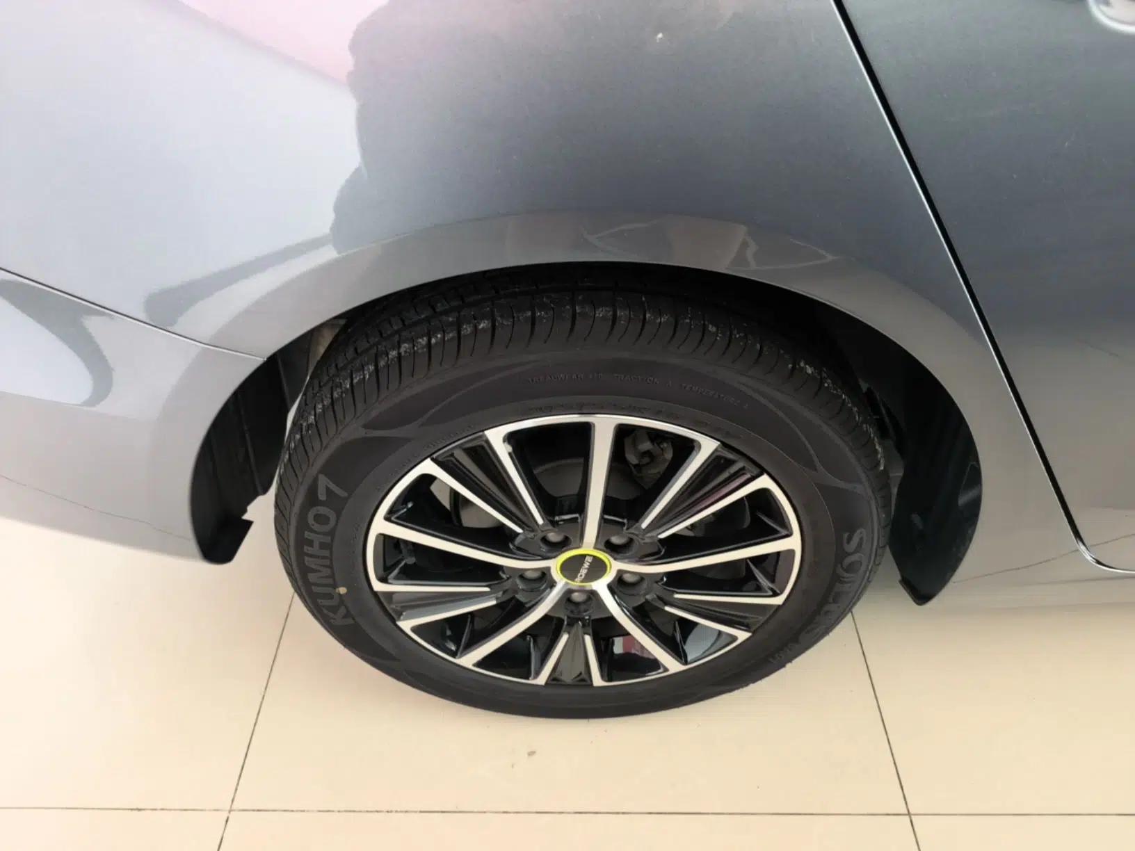 Roewe i5 2021 Revised Version 1.5L CVT Diamond Edition — миниатюра 11