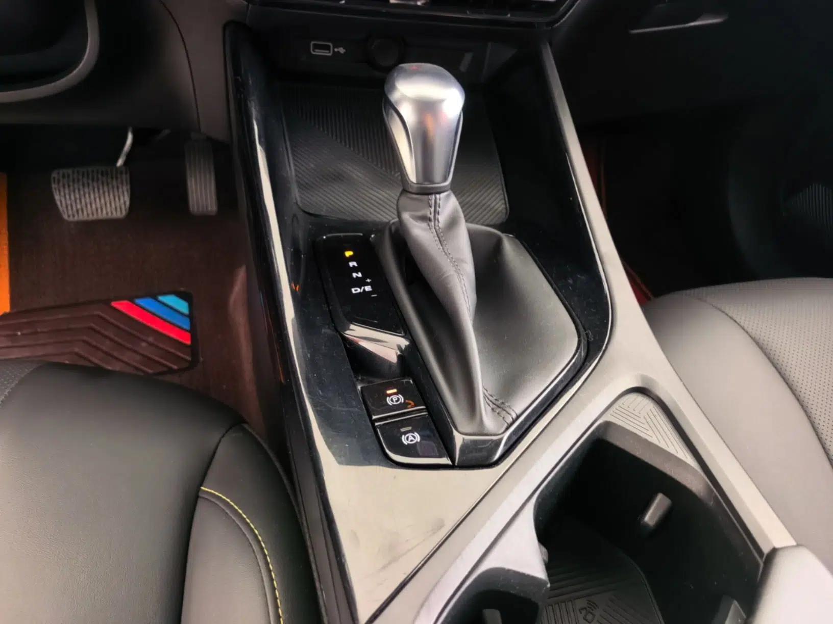 Roewe i5 2021 Revised Version 1.5L CVT Diamond Edition — миниатюра 16