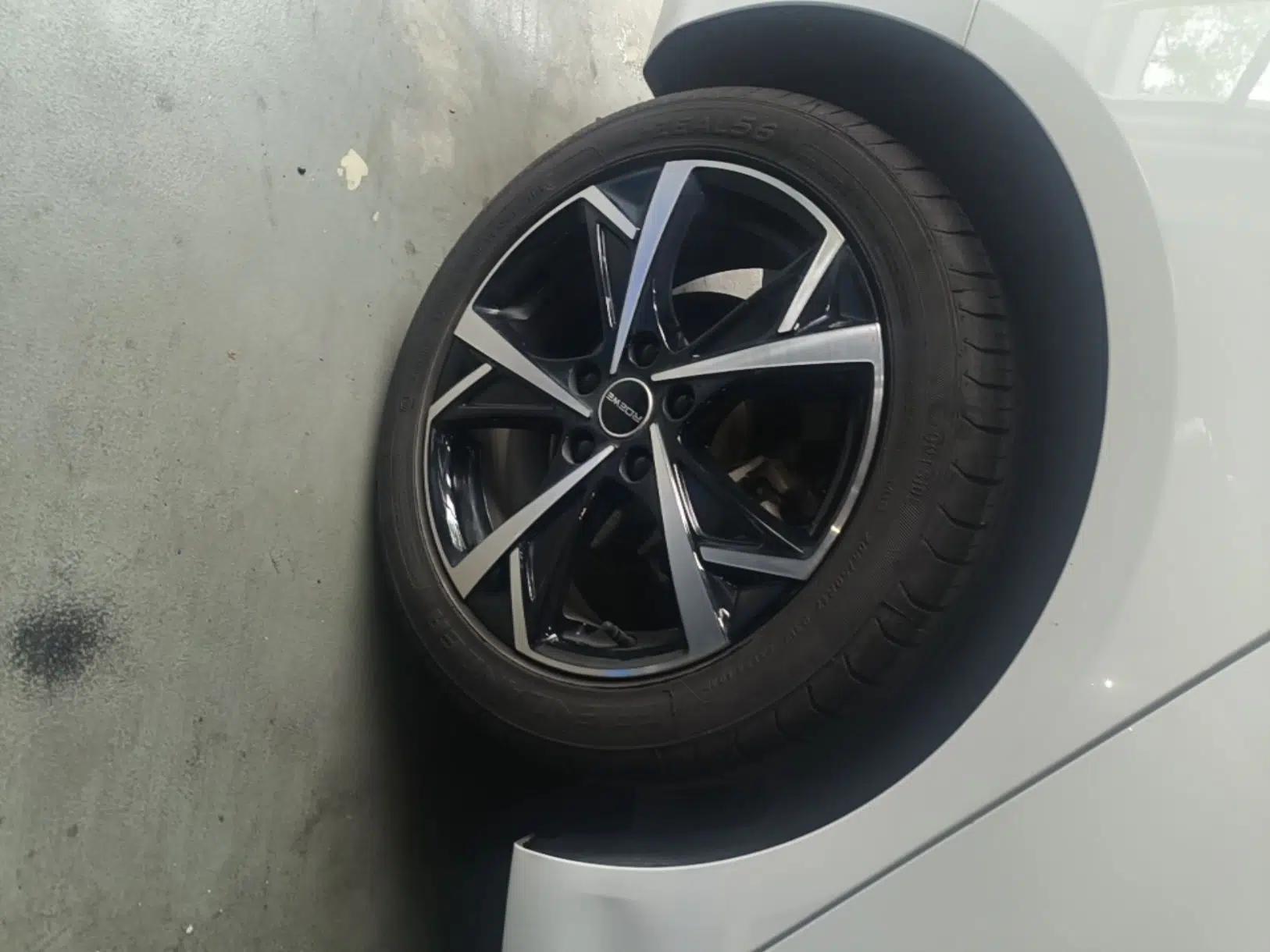Roewe i5 2024 1.5L CVT Luxury Edition — миниатюра 11