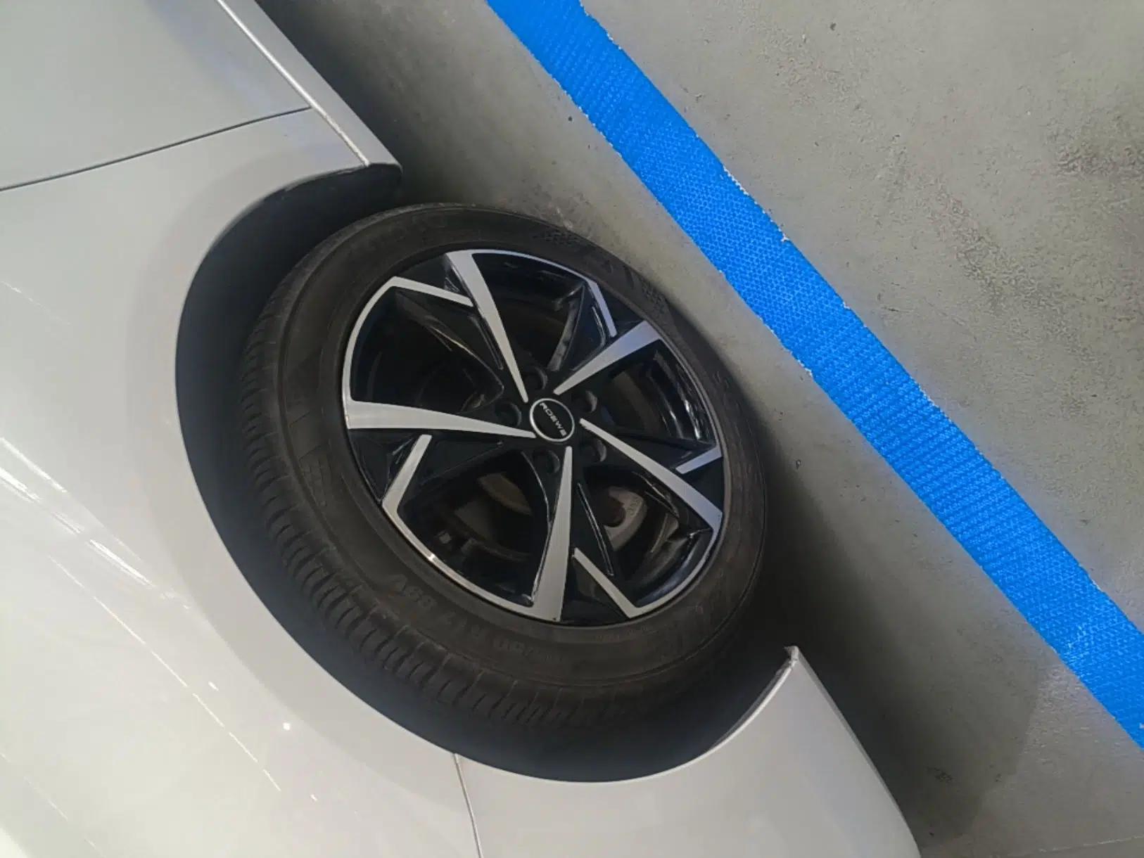 Roewe i5 2024 1.5L CVT Luxury Edition — миниатюра 15