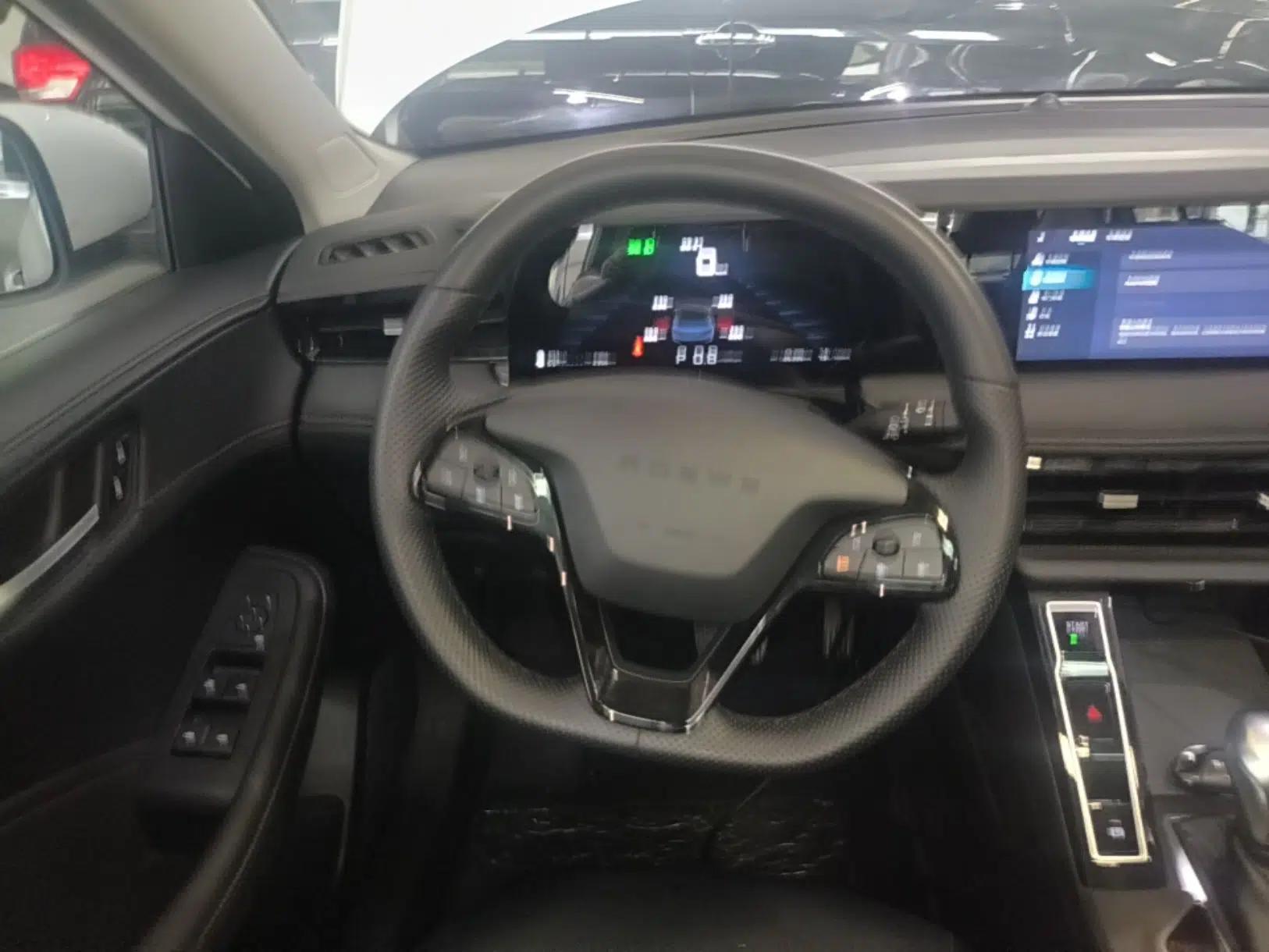 Roewe i5 2024 1.5L CVT Luxury Edition — миниатюра 18