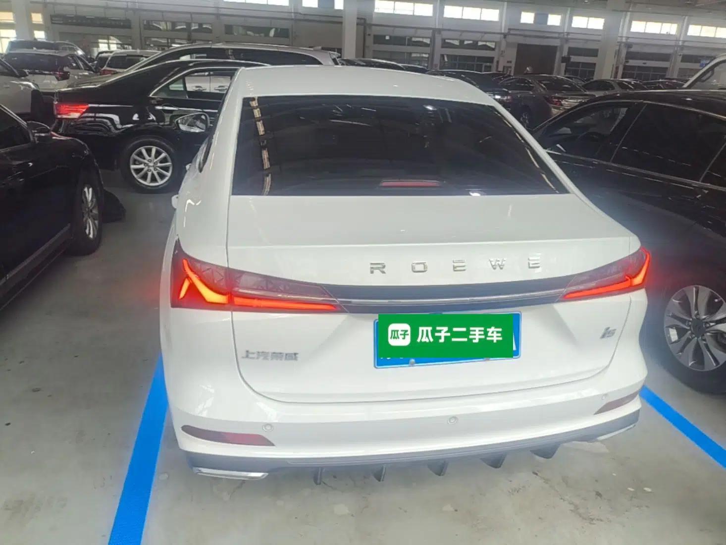 Roewe i5 2024 1.5L CVT Luxury Edition — миниатюра 5