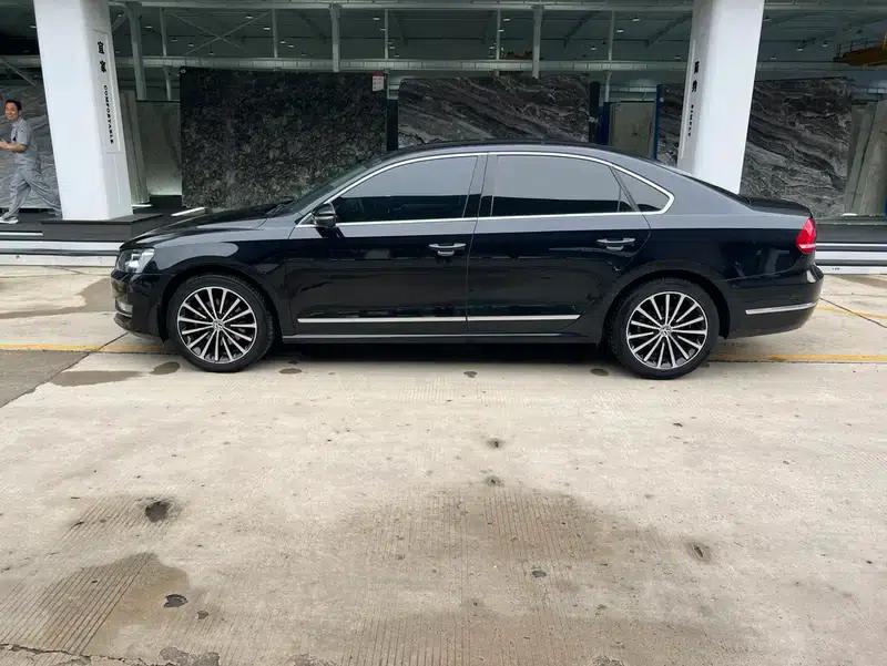 2014 Passat 1.8TSI DSG Royal Edition — миниатюра 4