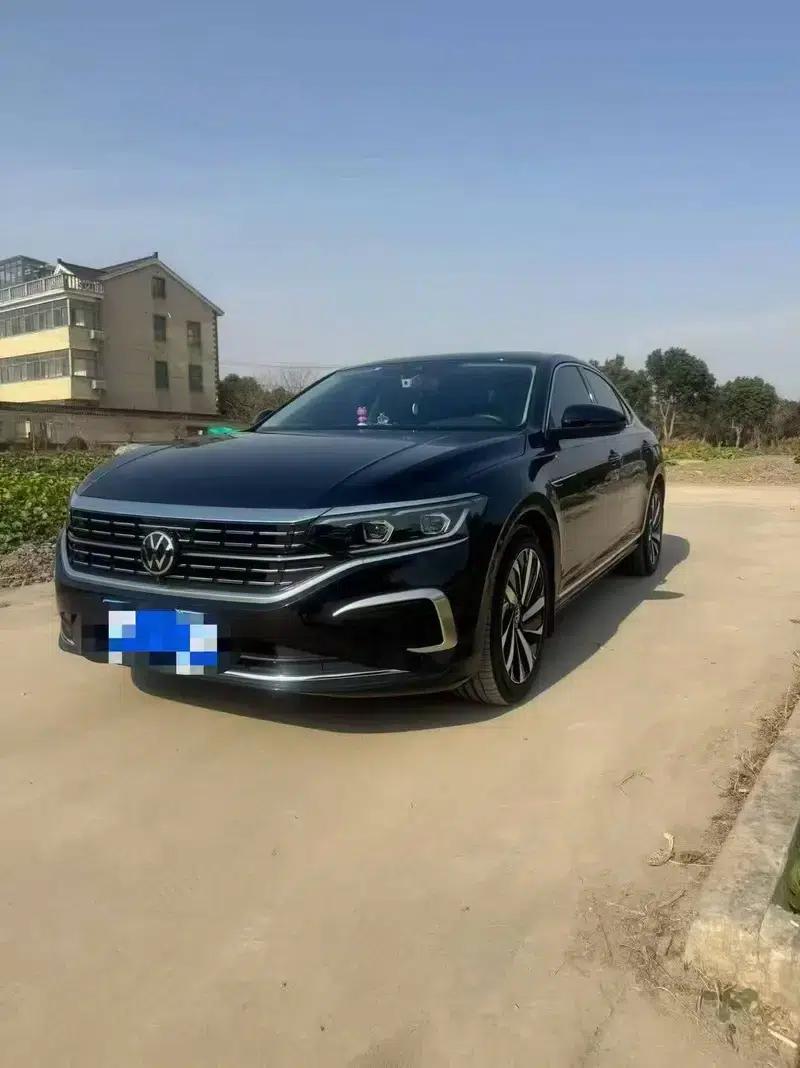 2024 Passat Outstanding Edition 380TSI Dragon Edition — миниатюра 1