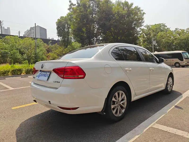 2017 Volkswagen Lavida 1.6L Automatic Comfort Edition — миниатюра 6