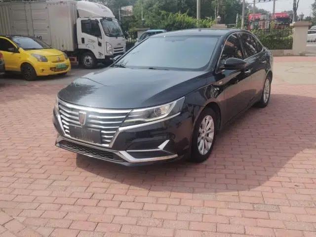 Roewe i6 New Energy 2017 45T Hybrid Connect & Smart Enjoyment Edition