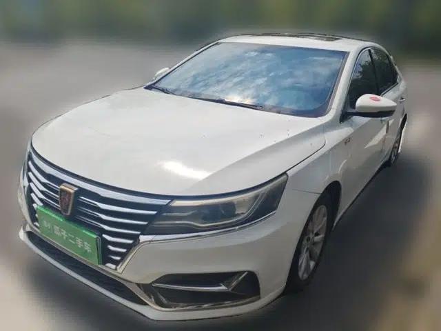 Roewe i6 New Energy 2017 45T Hybrid Connect & Smart Enjoyment Edition