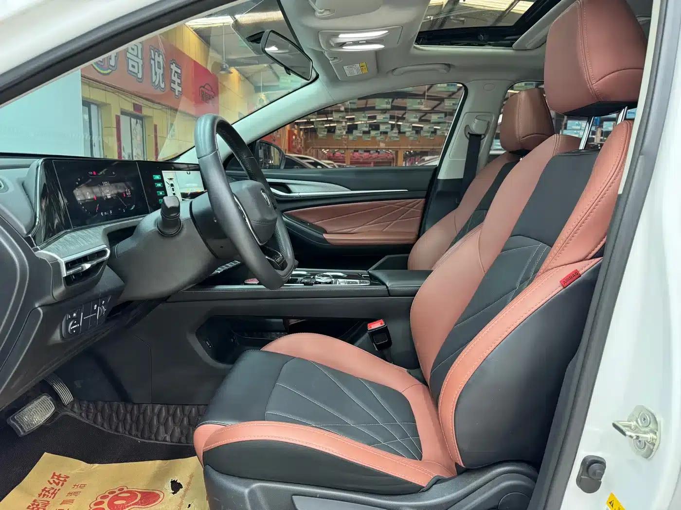 Changan Eado 2023 Enjoy Edition PLUS Blue Whale NE 1.4T GDI DCT Premium Edition — миниатюра 4
