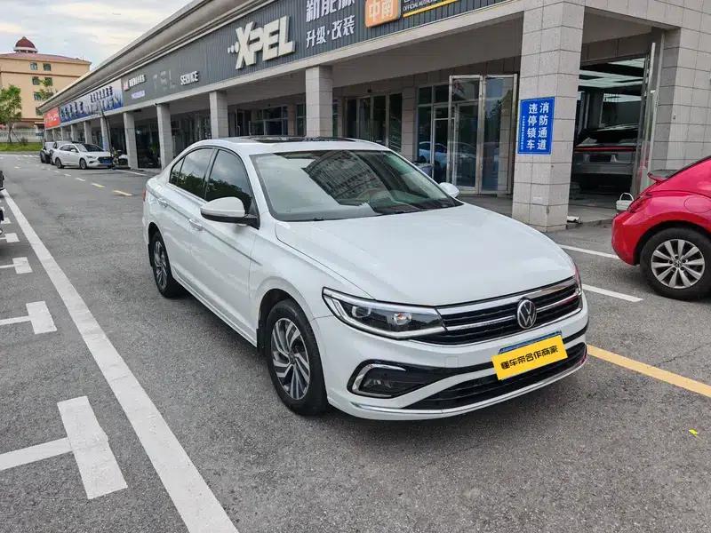 2024 Volkswagen Bora 200TSI DSG Comfort Edition — миниатюра 3