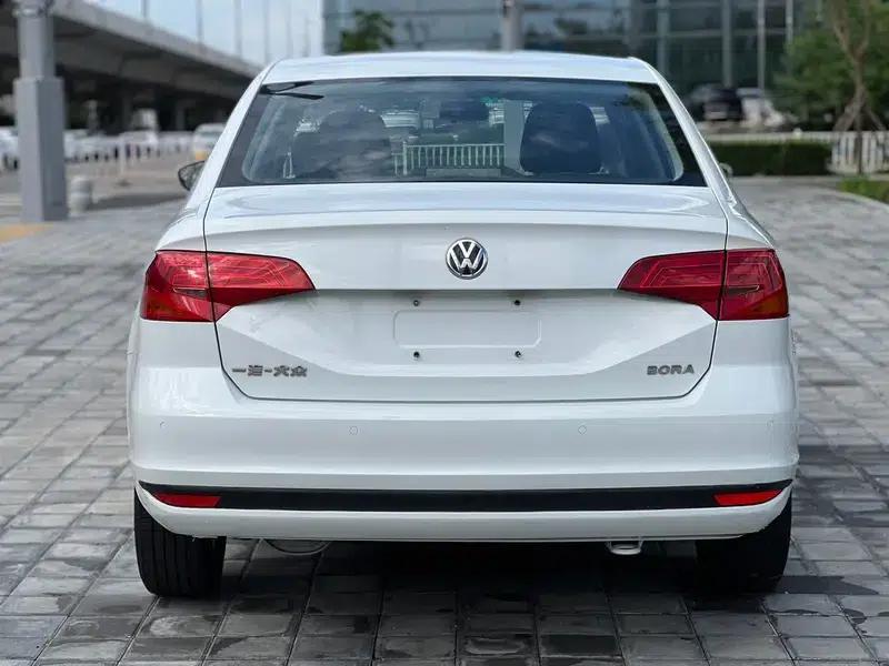 2016 Volkswagen Bora 1.6L Automatic Fashion Edition — миниатюра 5